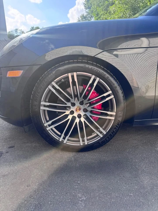 2018 Porsche Macan - Image 18 of 20