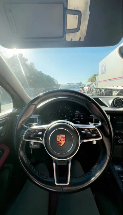 2018 Porsche Macan - Image 4 of 7