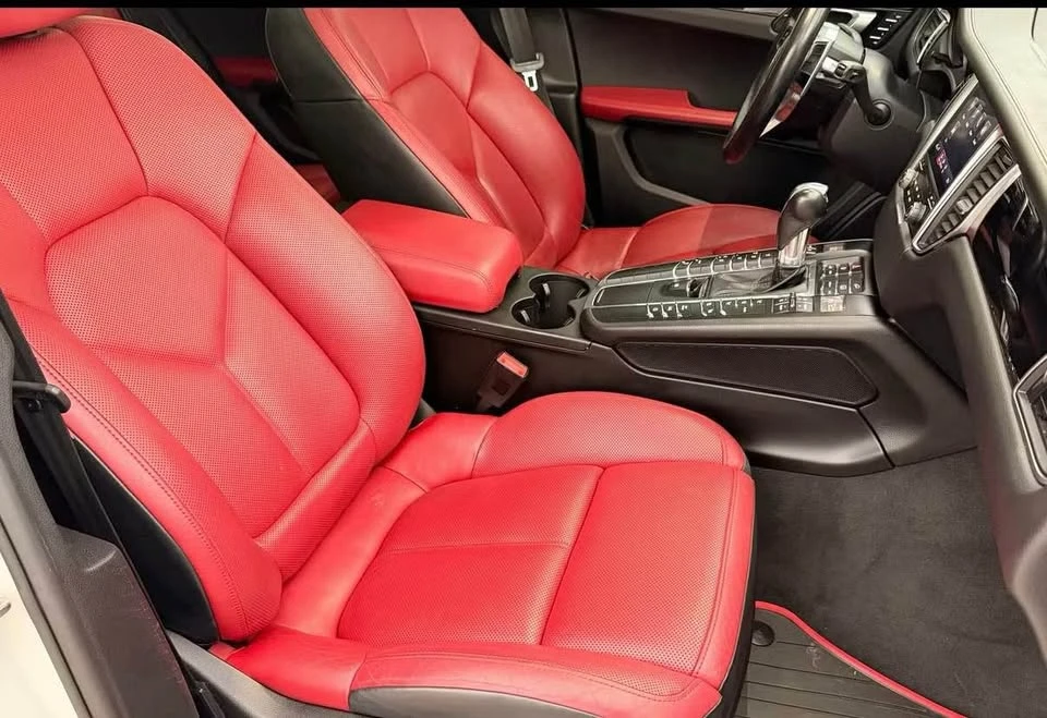 2018 Porsche Macan - Image 10 of 14