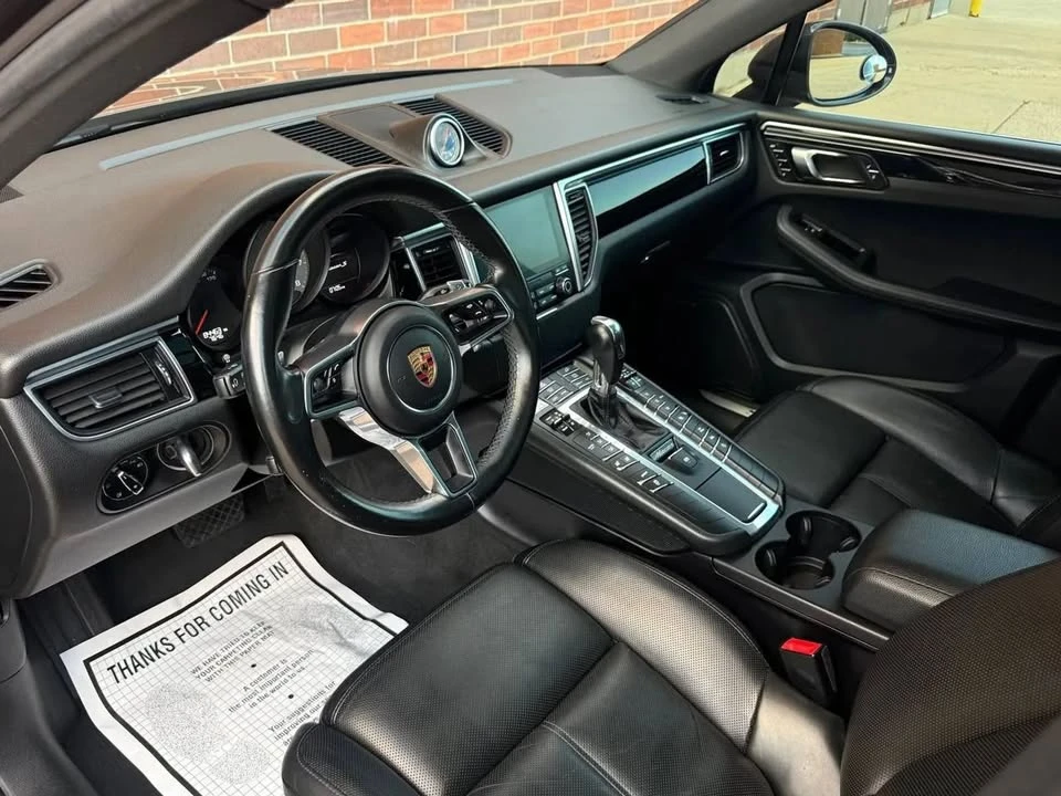 2018 Porsche Macan - Image 14 of 20