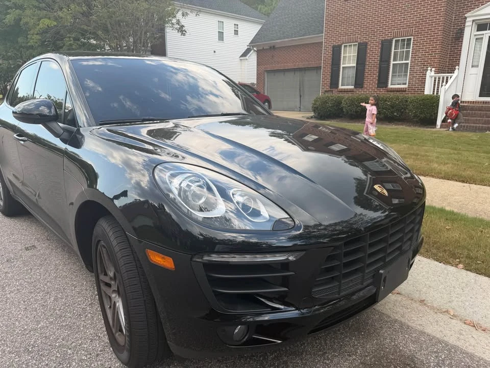 2018 Porsche Macan - Image 2 of 5
