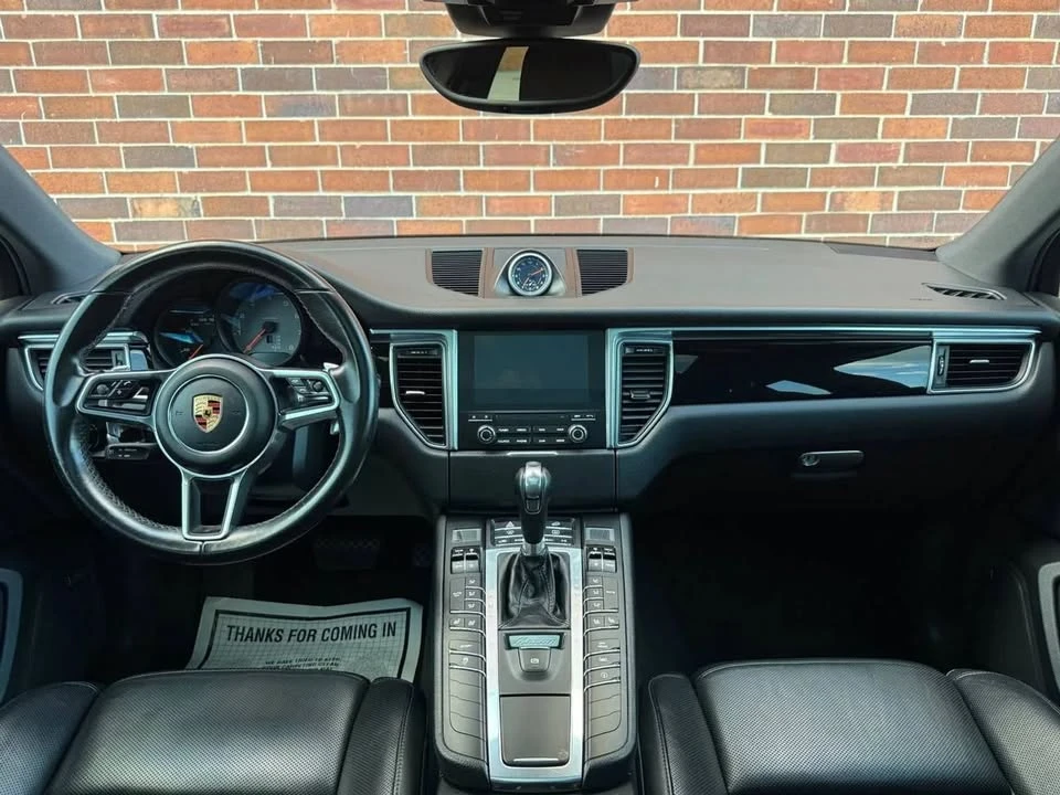 2018 Porsche Macan - Image 18 of 20
