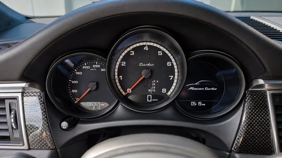 2018 Porsche Macan - Image 2 of 10