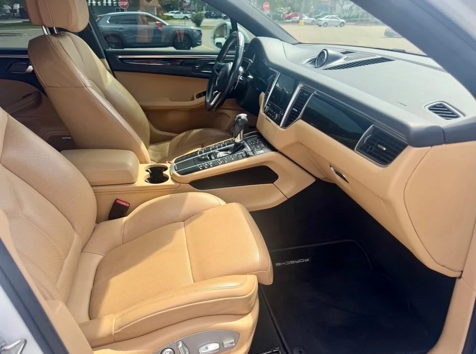 2018 Porsche Macan - Image 5 of 14