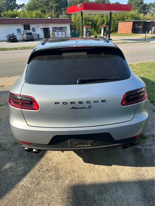 2018 Porsche Macan - Image 4 of 12