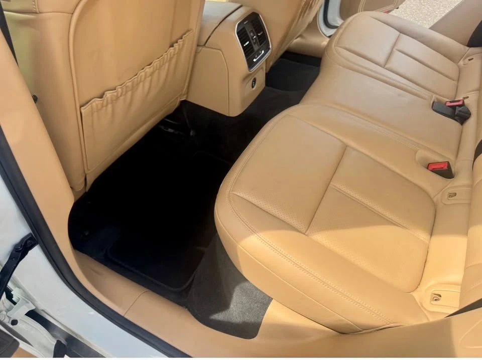 2018 Porsche Macan - Image 14 of 14
