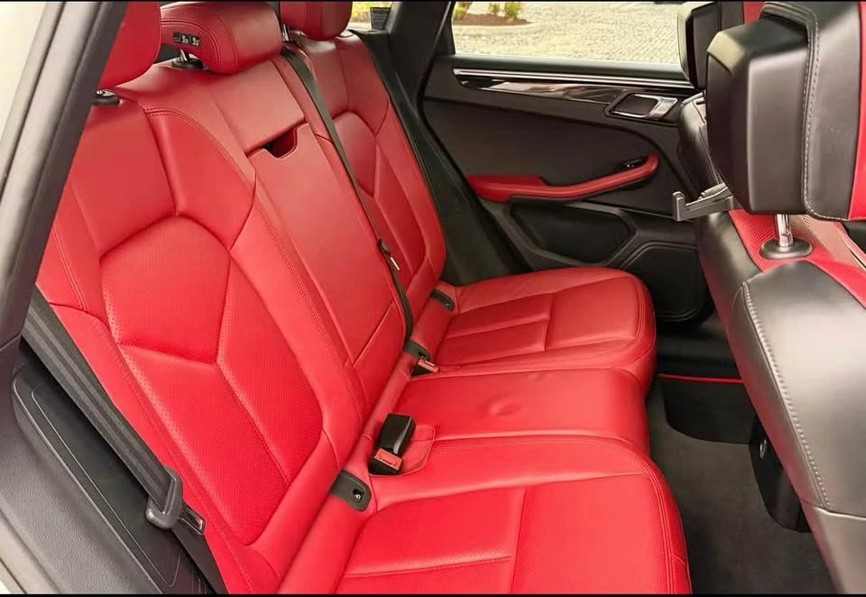 2018 Porsche Macan - Image 12 of 13