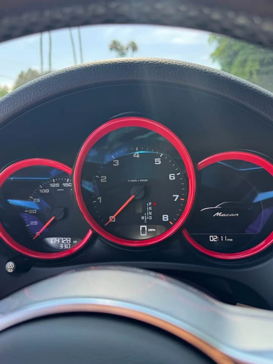 2018 Porsche Macan - Image 15 of 20