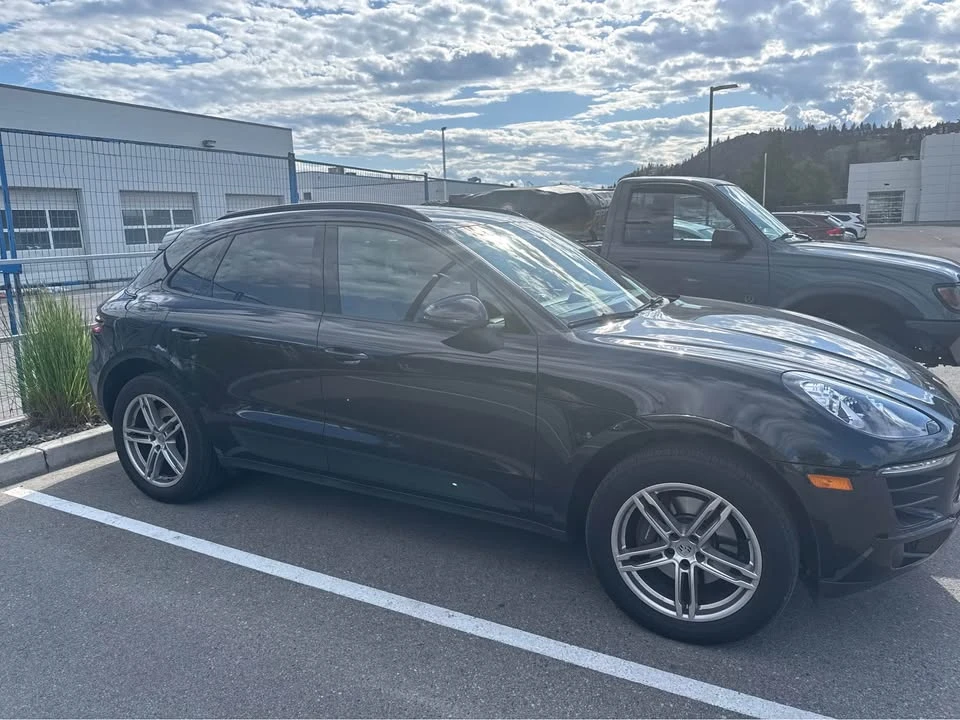 2018 Porsche Macan - Image 3 of 6