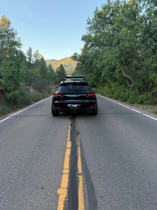 2018 Porsche Macan - Image 2 of 10
