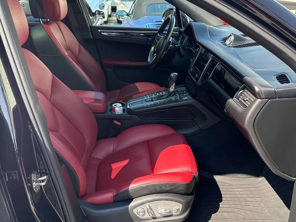 2018 Porsche Macan - Image 4 of 4
