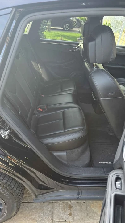 2018 Porsche Macan - Image 9 of 9