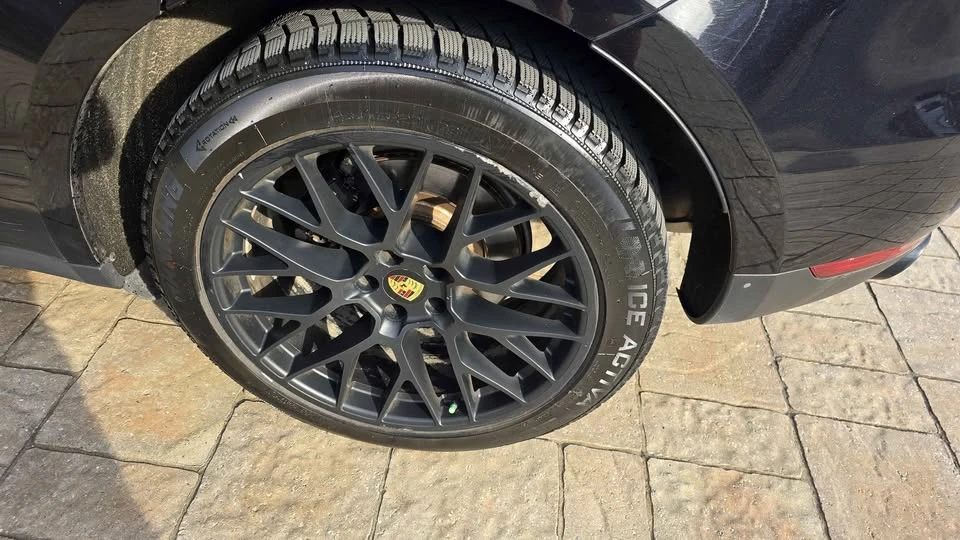2018 Porsche Macan - Image 5 of 9