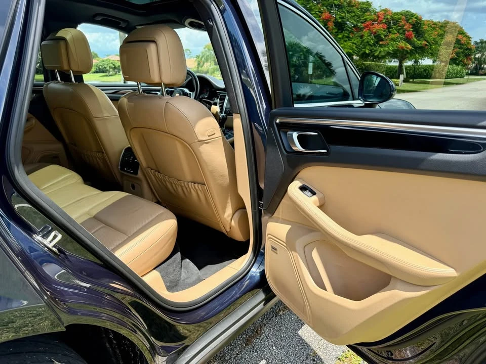 2018 Porsche Macan S - Image 13 of 20