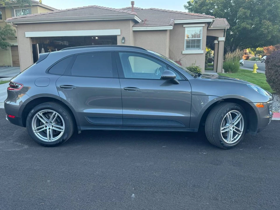 2018 Porsche Macan - Image 3 of 8