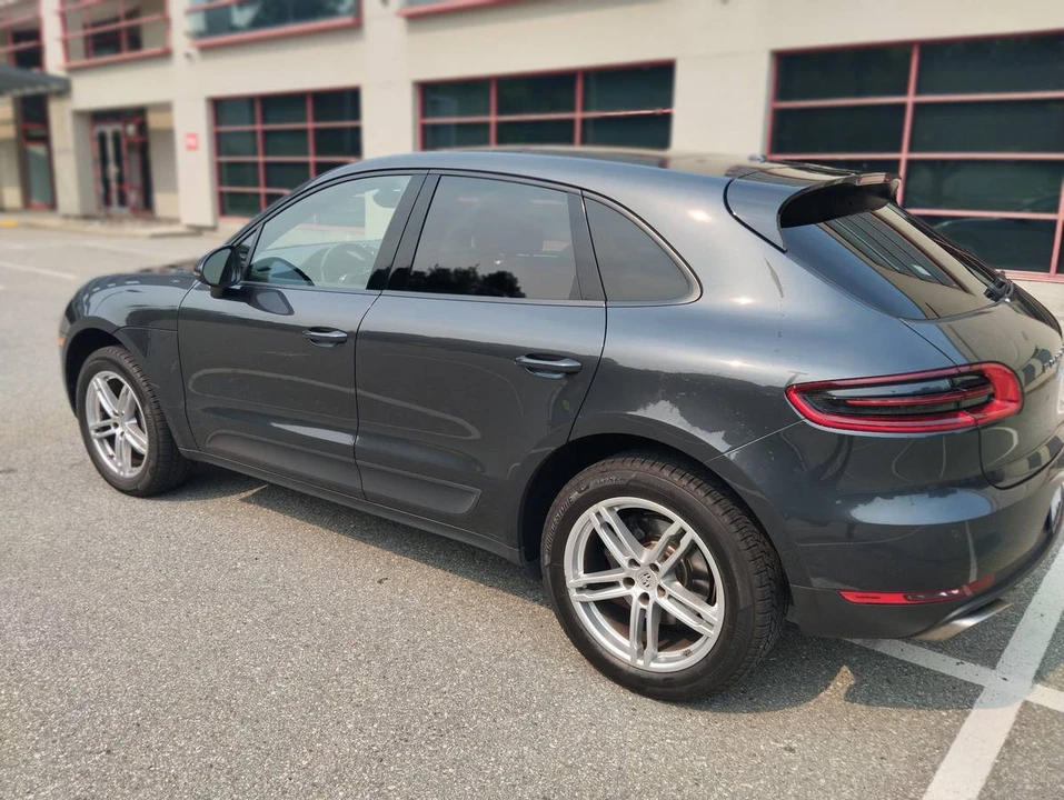 2018 Porsche Macan - Image 6 of 16