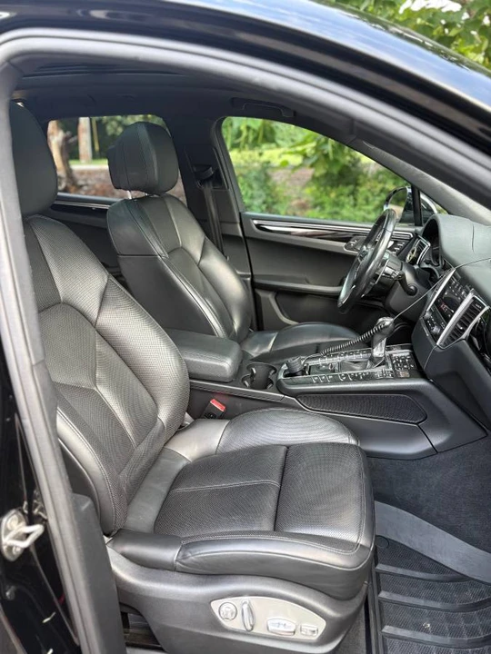 2018 Porsche Macan - Image 5 of 23