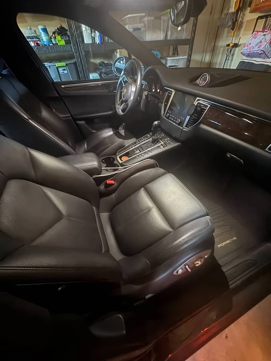 2018 Porsche Macan - Image 8 of 8