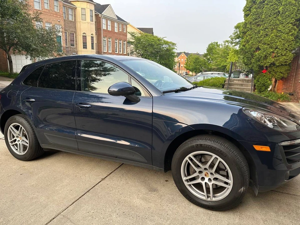 2018 Porsche Macan - Image 7 of 24