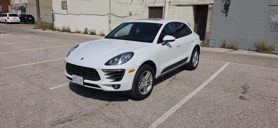 2018 Porsche Macan - Image 8 of 20