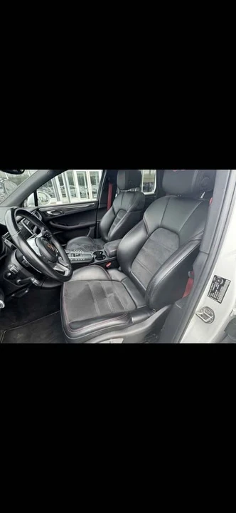 2018 Porsche Macan - Image 4 of 10