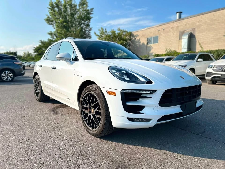 2018 Porsche Macan - Image 2 of 20
