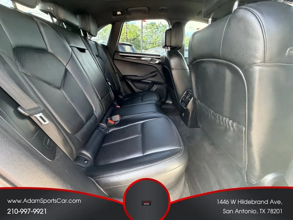 2018 Porsche Macan - Image 12 of 20