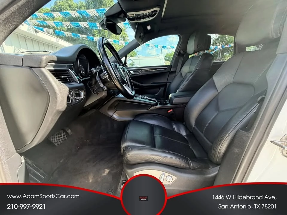 2018 Porsche Macan - Image 18 of 20