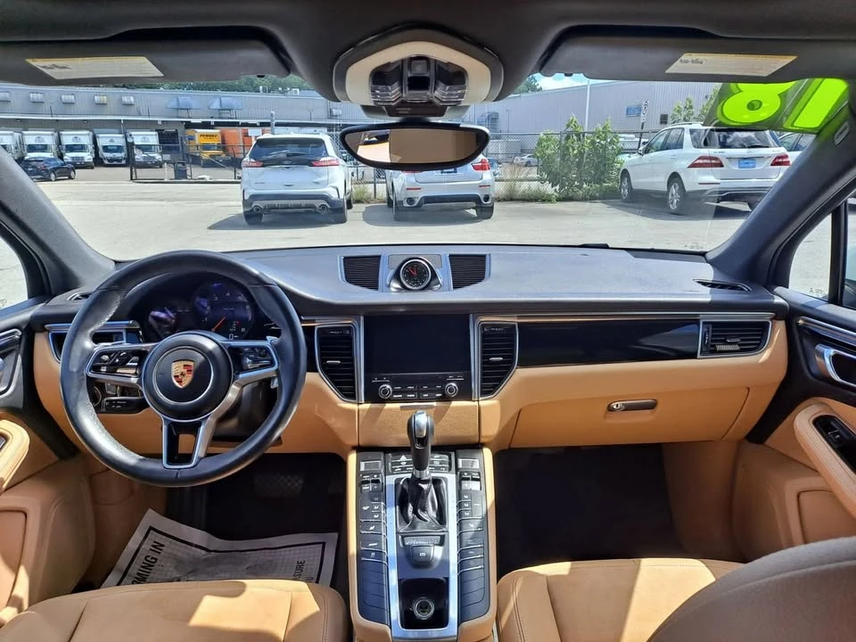 2018 Porsche Macan - Image 8 of 11