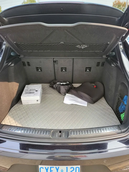 2018 Porsche Macan - Image 12 of 17