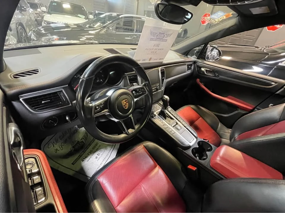 2018 Porsche Macan - Image 6 of 7