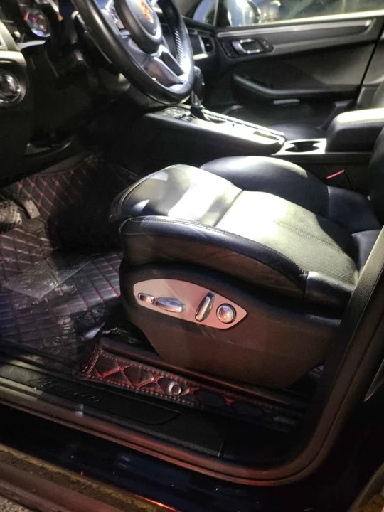 2018 Porsche Macan - Image 7 of 17