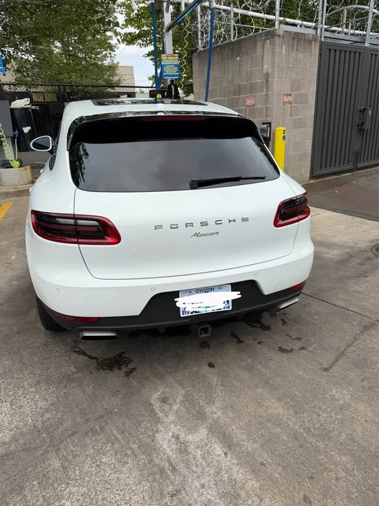 2018 Porsche Macan - Image 4 of 12