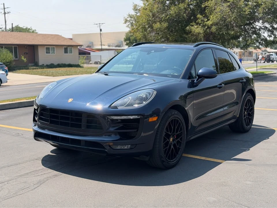 2018 Porsche Macan - Image 10 of 20