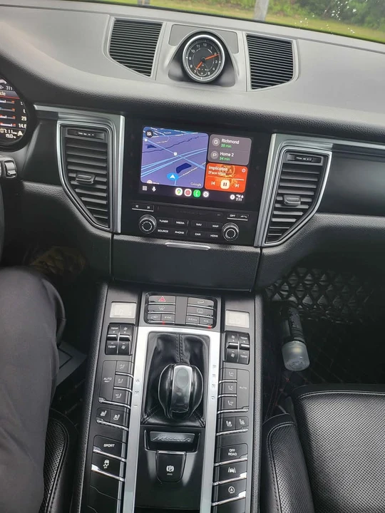 2018 Porsche Macan - Image 5 of 17