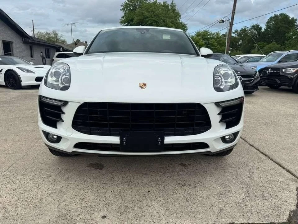 2018 Porsche Macan - Image 2 of 20