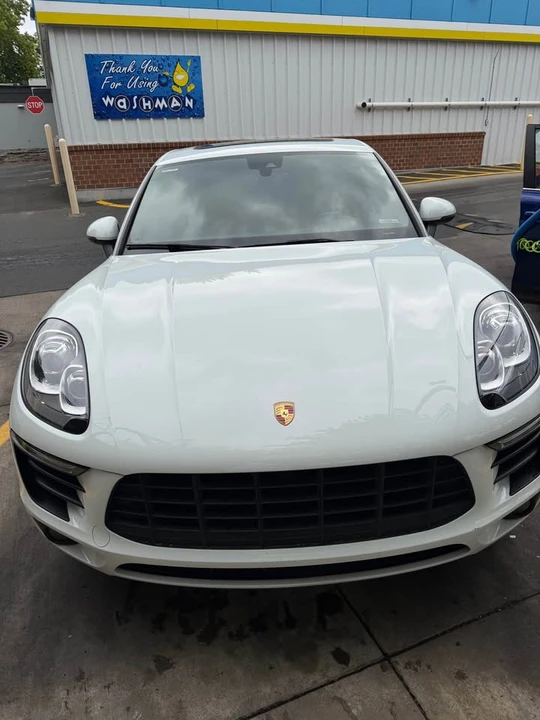 2018 Porsche Macan - Image 5 of 12