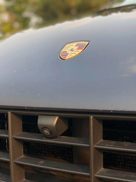 2018 Porsche Macan - Image 19 of 20