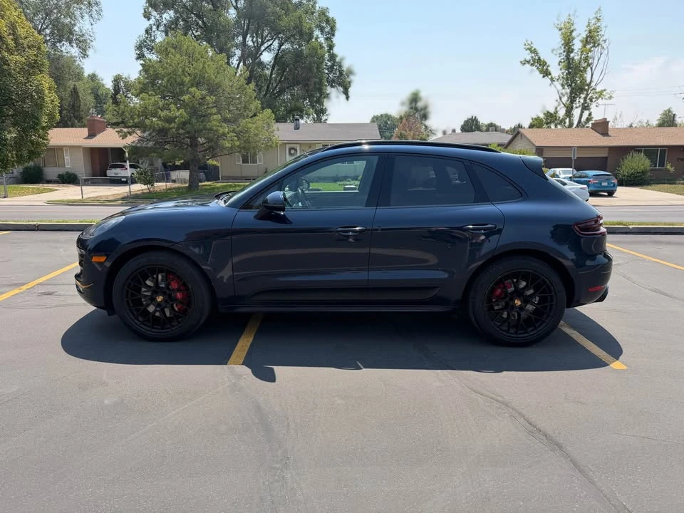 2018 Porsche Macan - Image 9 of 20