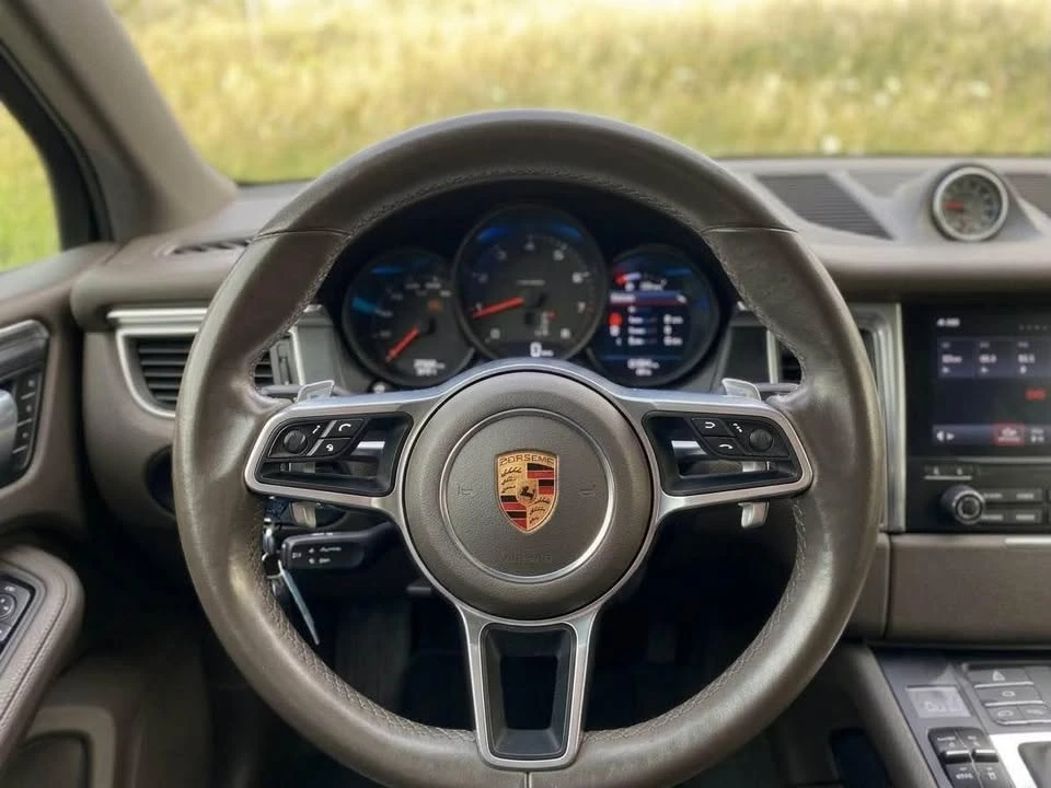 2018 Porsche Macan - Image 7 of 20