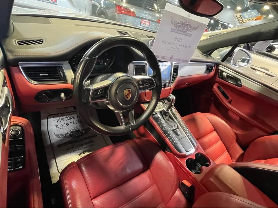 2018 Porsche Macan - Image 7 of 9