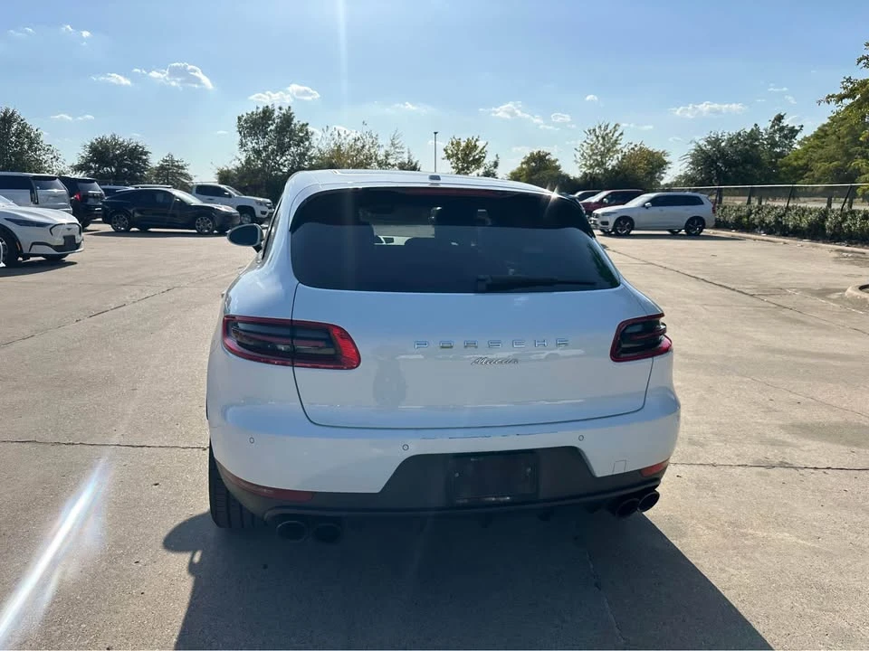 2018 Porsche Macan - Image 4 of 11