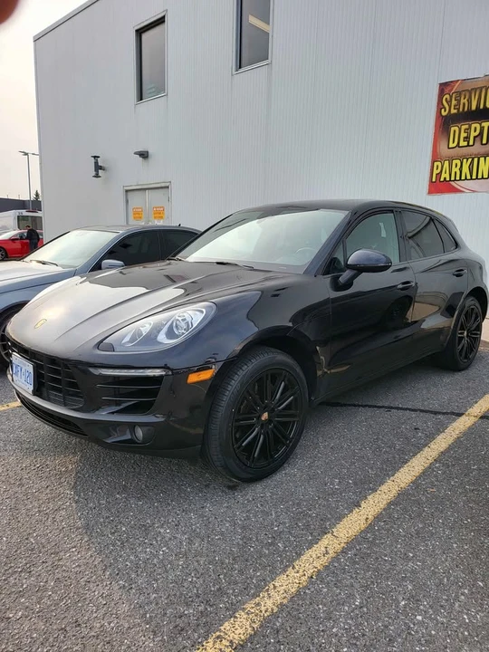 2018 Porsche Macan - Image 13 of 17