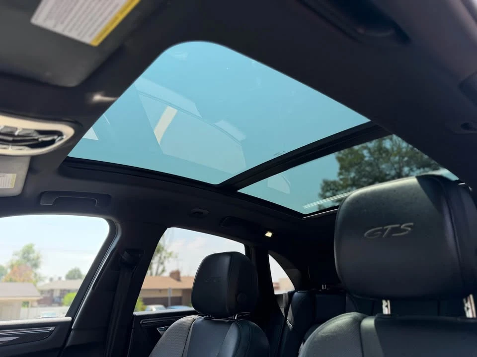 2018 Porsche Macan - Image 15 of 20