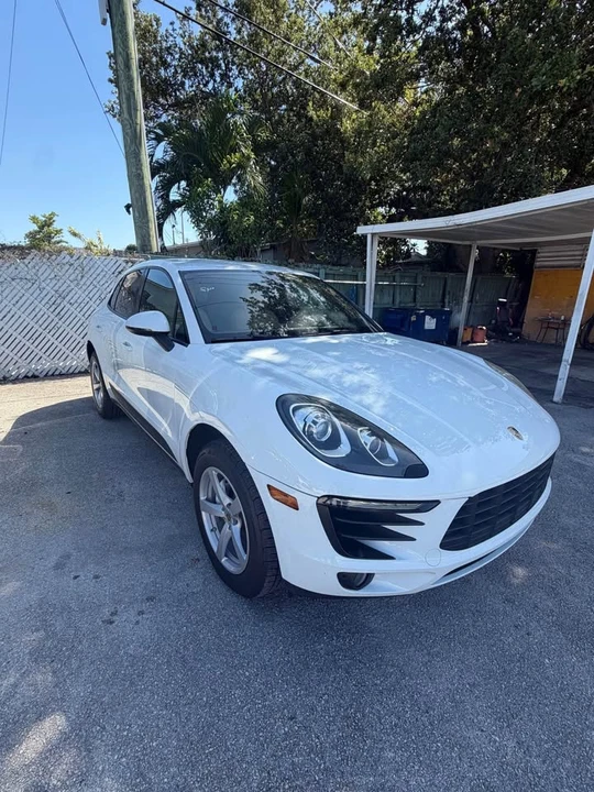 2018 Porsche Macan - Image 3 of 9