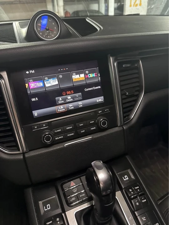 2018 Porsche Macan - Image 5 of 5