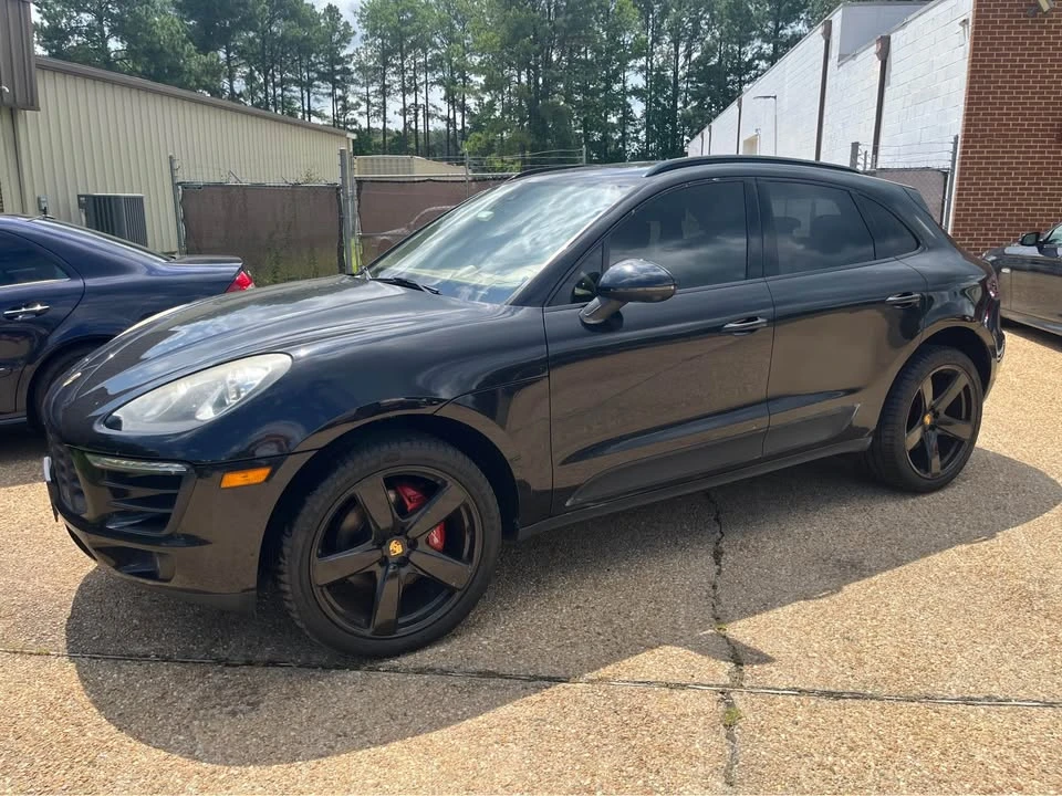 2018 Porsche Macan - Image 2 of 7