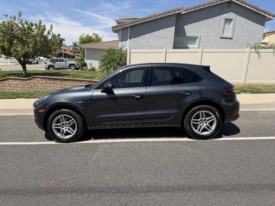 2018 Porsche Macan - Image 5 of 12