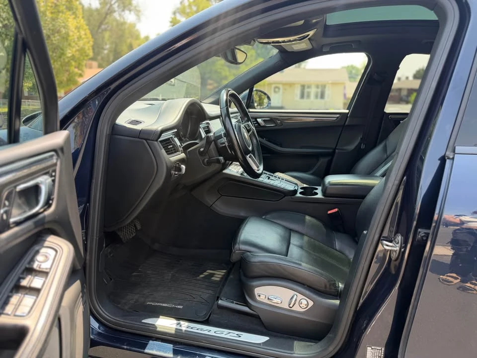 2018 Porsche Macan - Image 12 of 20