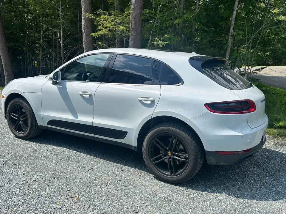 2018 Porsche Macan - Image 7 of 9